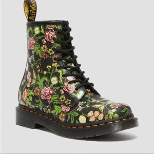Dr. Martens 1460 Floral Bloom Leather Lace Up Boots size 6US/37EU NEW